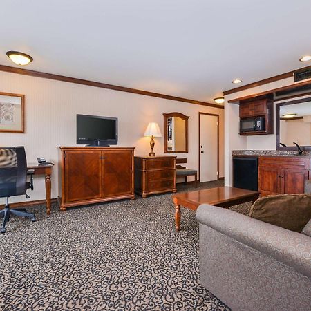 Best Western Edgewater Resort Sandpoint Exterior photo
