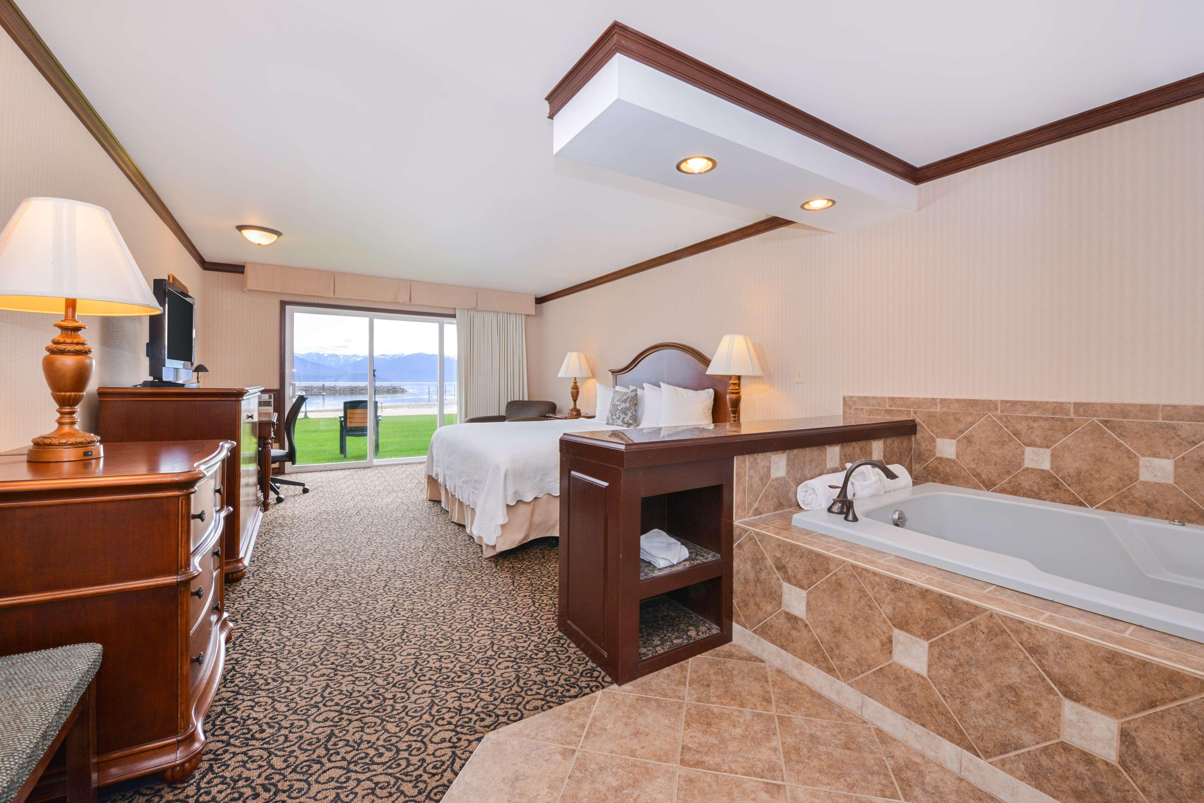 Best Western Edgewater Resort Sandpoint Exterior photo