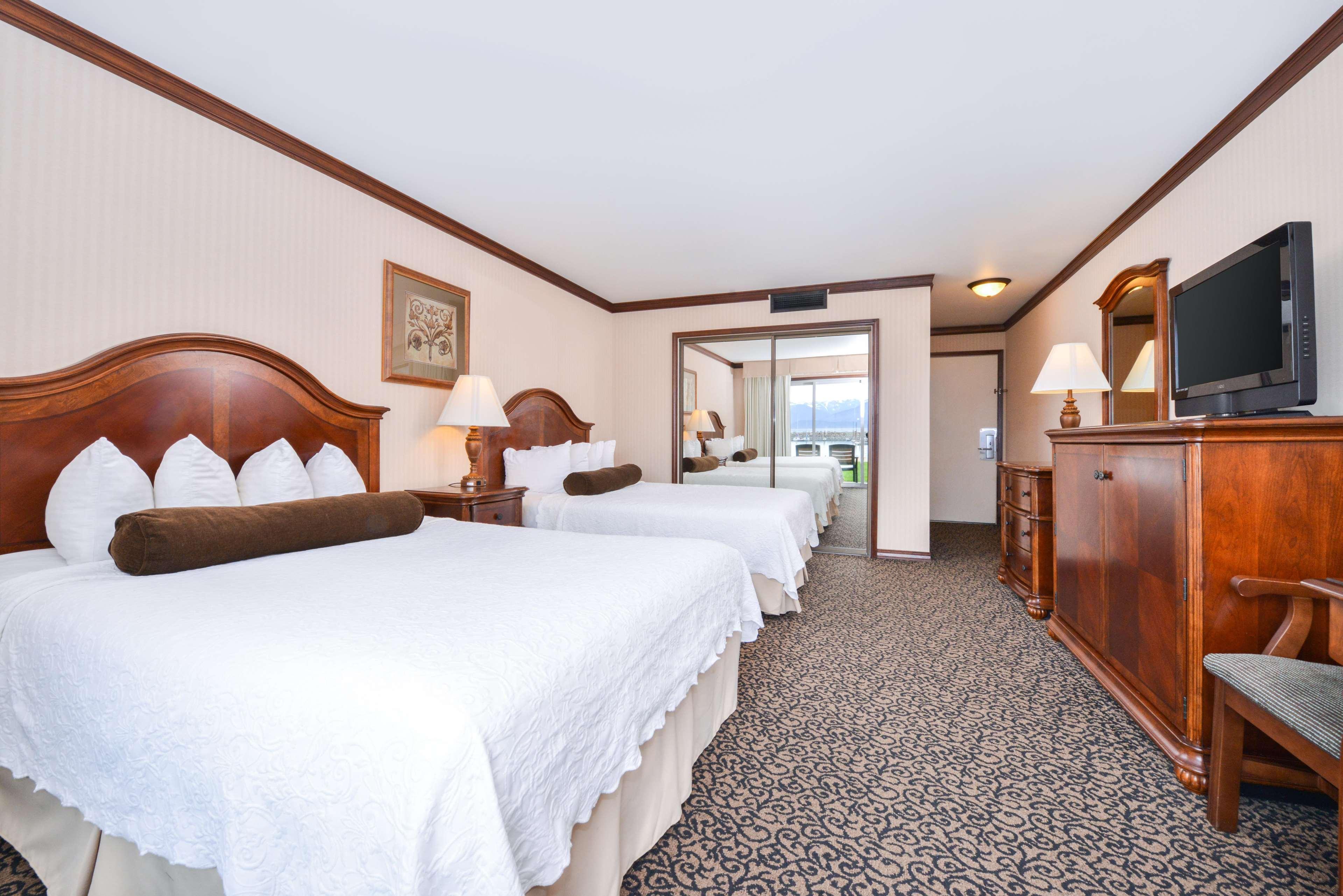 Best Western Edgewater Resort Sandpoint Exterior photo