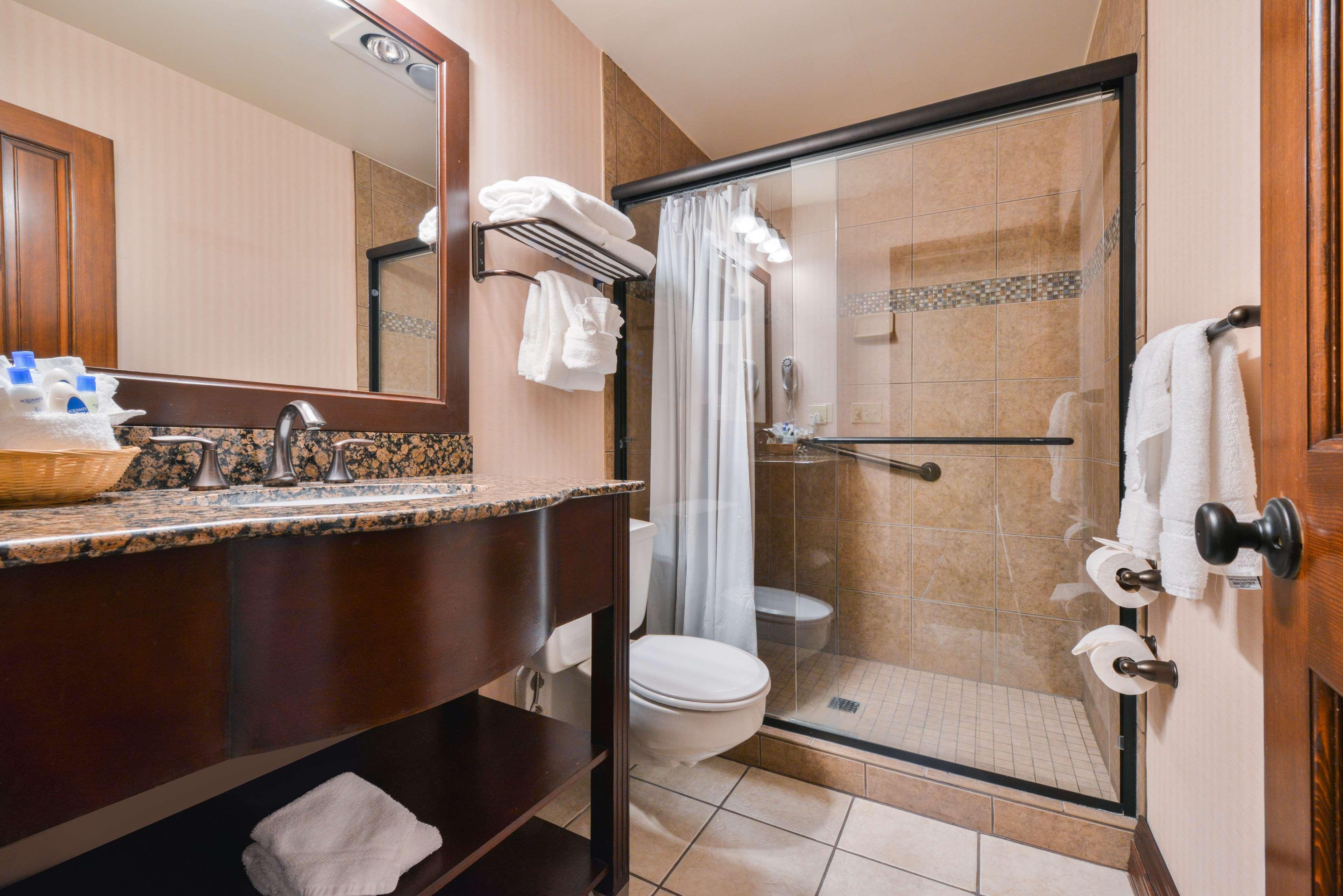 Best Western Edgewater Resort Sandpoint Exterior photo